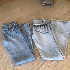 Distressed Jean 2 pairs low rise flare